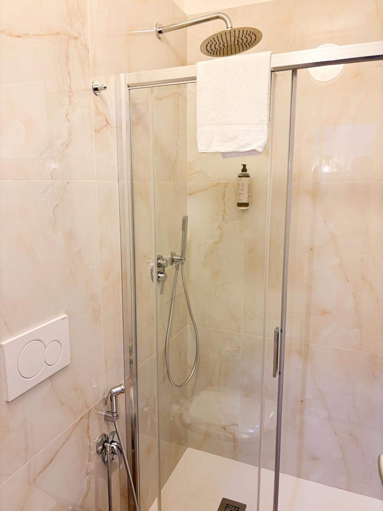 San Pietro Prestige Rooms Rome Bagian luar foto